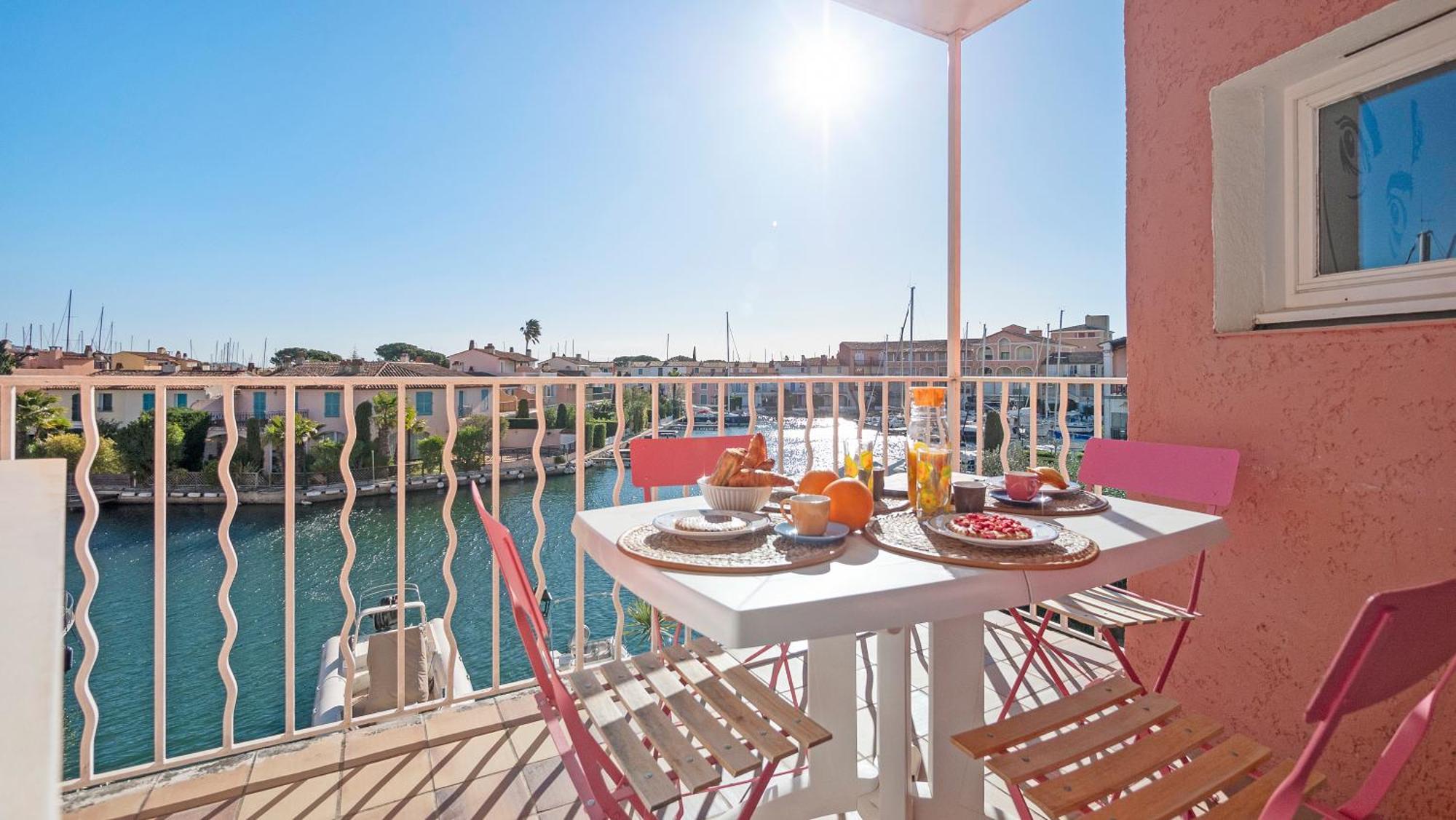 Casa Nostra, Port-Grimaud, Vue Sur Les Canaux 外观 照片